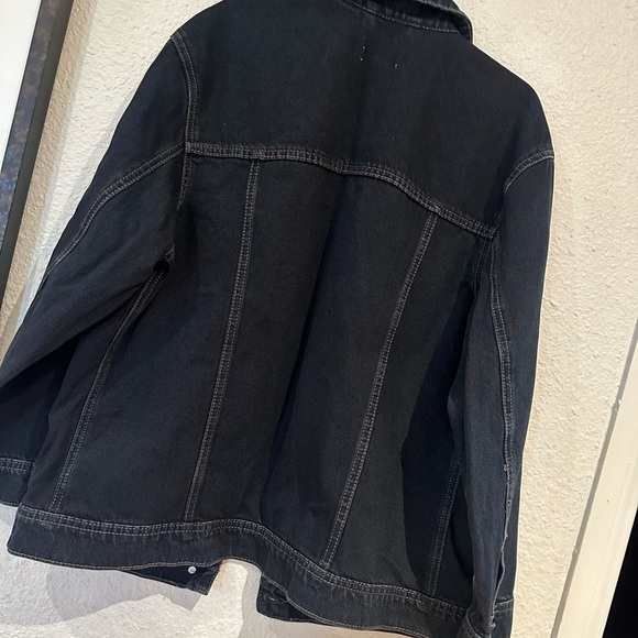 Ladies black washed baggy denim jacket (L) - Picture 6 of 6